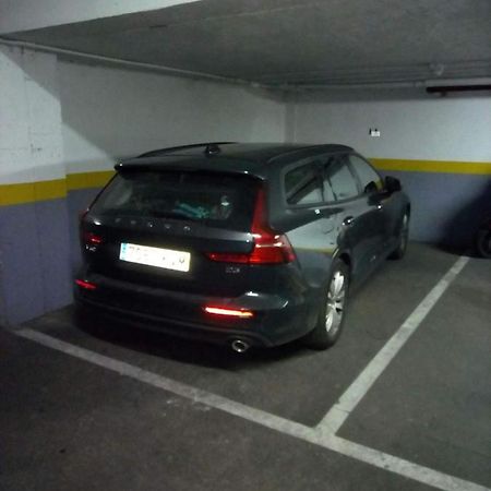 Cozy Apartment & Free Parking Sevilla Exterior foto