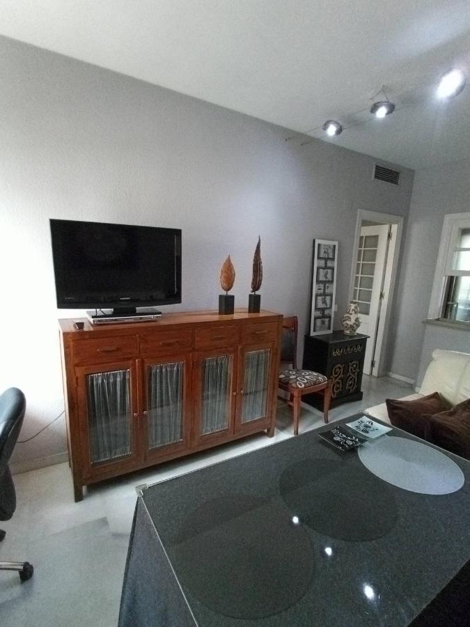 Cozy Apartment & Free Parking Sevilla Exterior foto