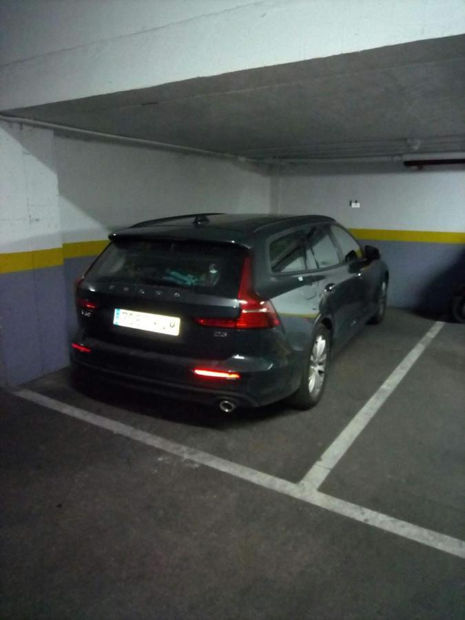Cozy Apartment & Free Parking Sevilla Exterior foto